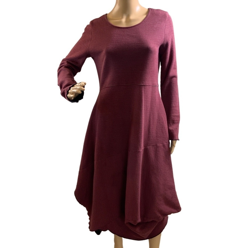 Neirami Burgundy Long Sleeve Scoop‎ Neck Asymmetrical Hem Dress M Grunge Granola